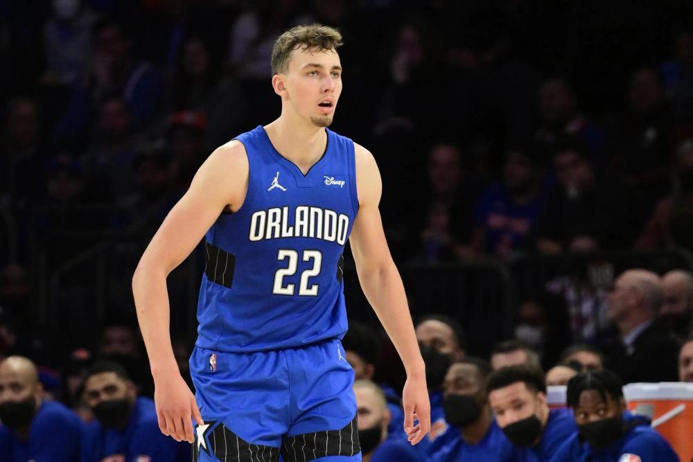 球员转会中 球员转会中