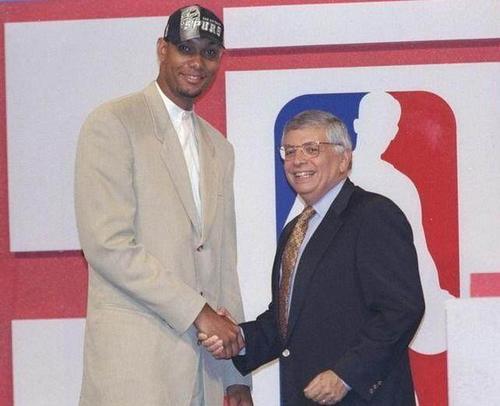 球赛事期间 球赛事期间