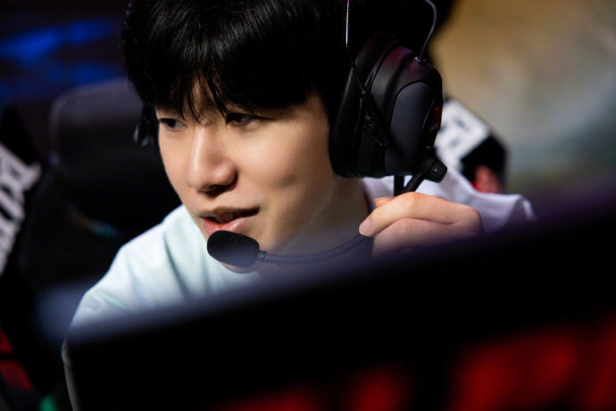 将是更稳健 将是更稳健